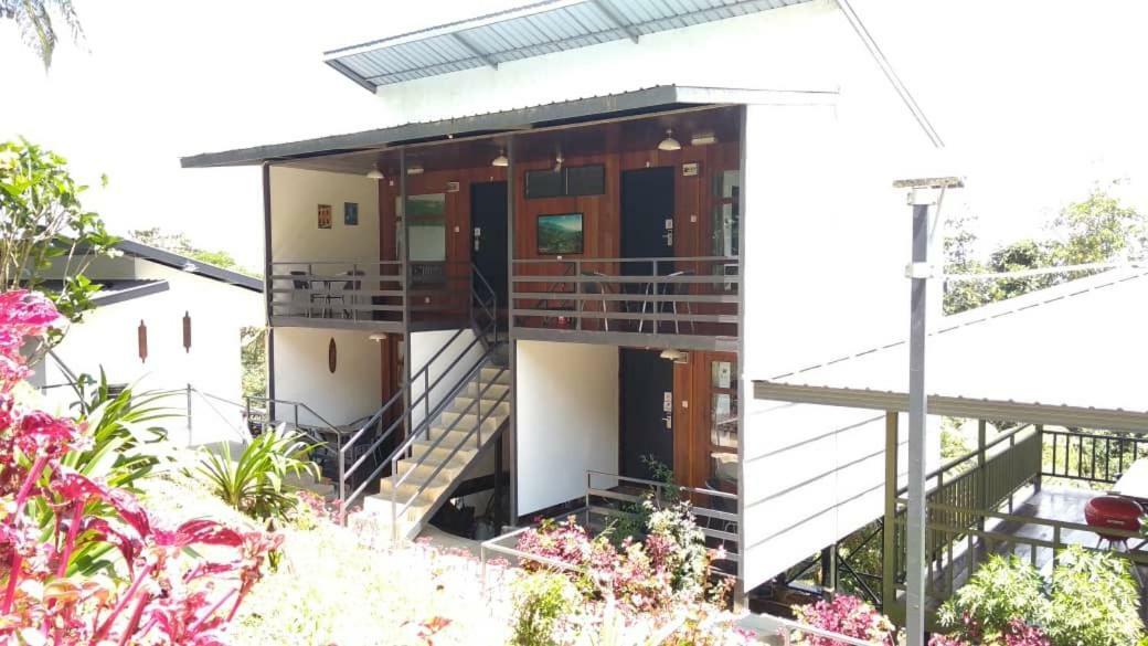 Ayana Lodge *